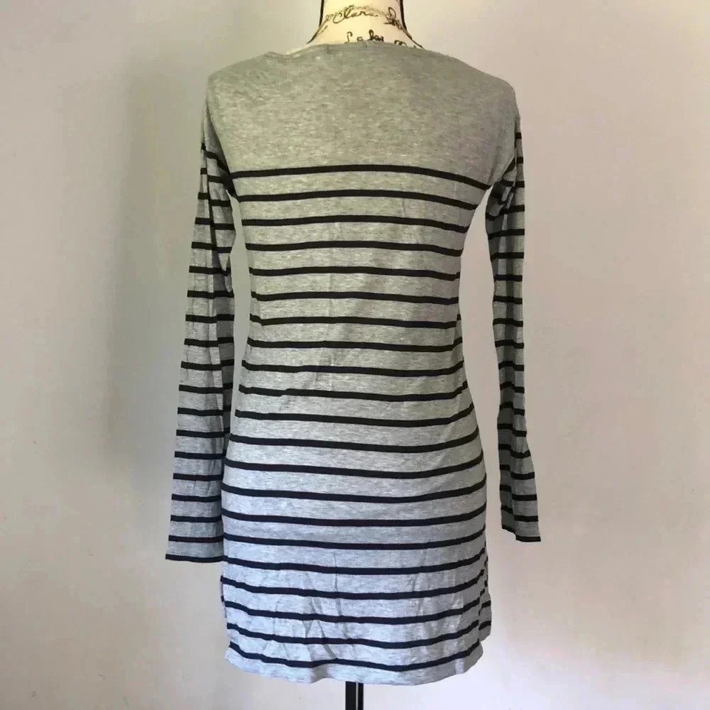 Vince Striped Top - Picture 5 of 6